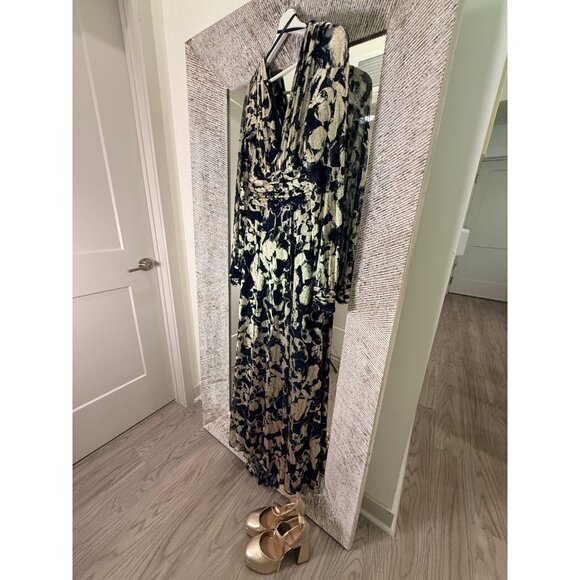 BETSY & ADAM Elle Long Sleeve Side Ruffled Slit Gown Size 8 Navy Evening Formal - Picture 2 of 6